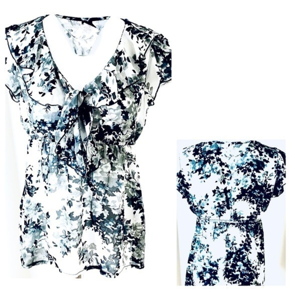 Black & White Ruffled Top-L **H734**